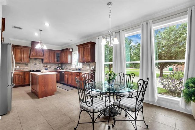 1636 N Woodland Forest Drive, Lake Charles, LA 70611