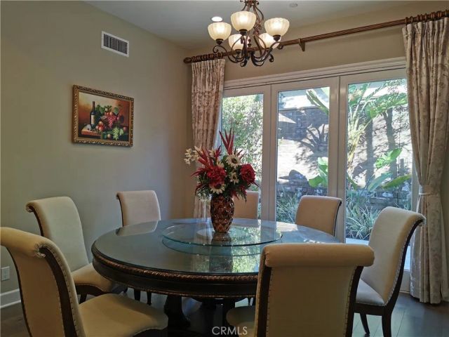 16 Branding Iron, Irvine, CA 92602