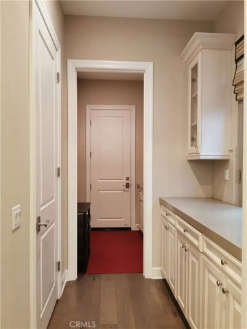 16 Branding Iron, Irvine, CA 92602