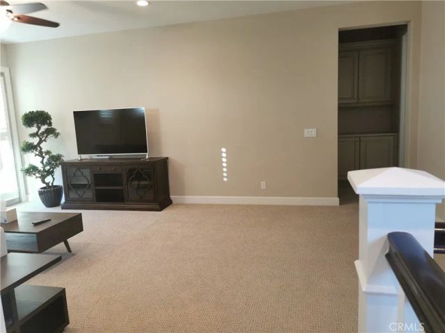 16 Branding Iron, Irvine, CA 92602