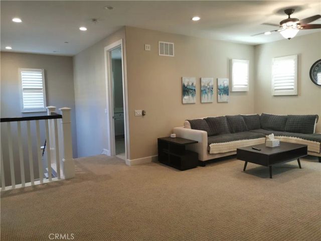 16 Branding Iron, Irvine, CA 92602