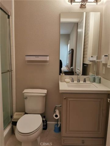 16 Branding Iron, Irvine, CA 92602