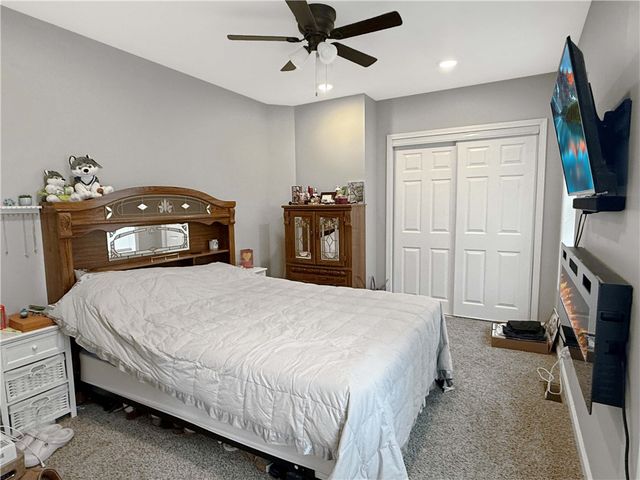 238 Reserve Sq, Wampum, PA 16157
