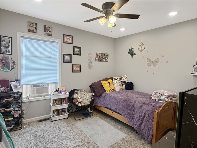 238 Reserve Sq, Wampum, PA 16157