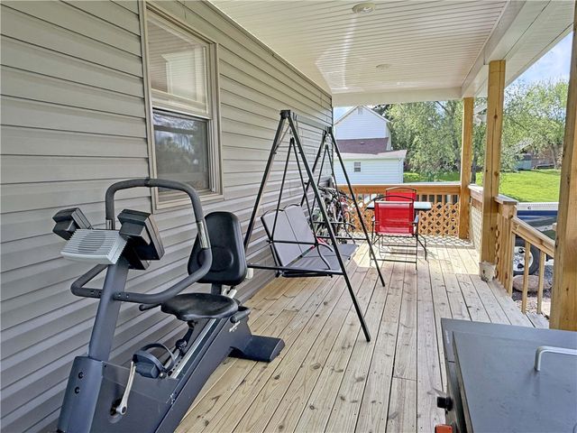 238 Reserve Sq, Wampum, PA 16157