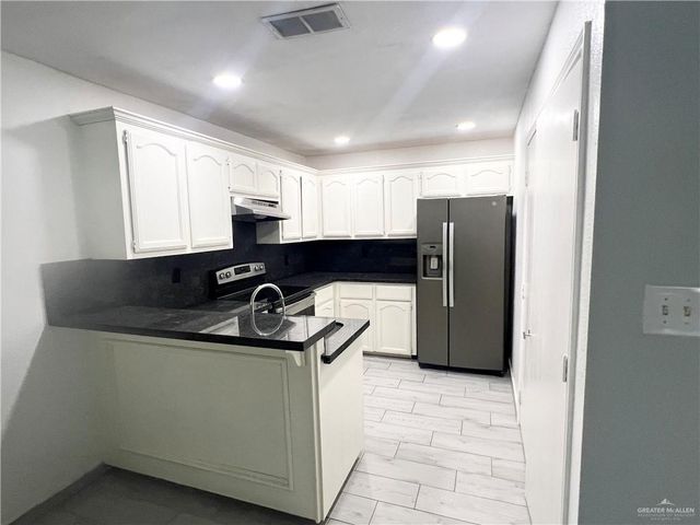 6910 Venus Drive, Edinburg, TX 78542