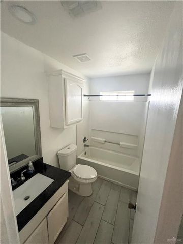 6910 Venus Drive, Edinburg, TX 78542