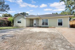 2919 Cochran Street, Houston, TX 77009