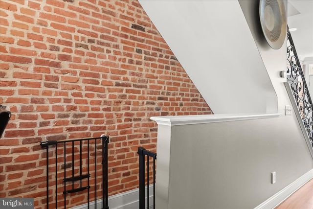 1824 S CHARLES ST, Baltimore, MD 21230