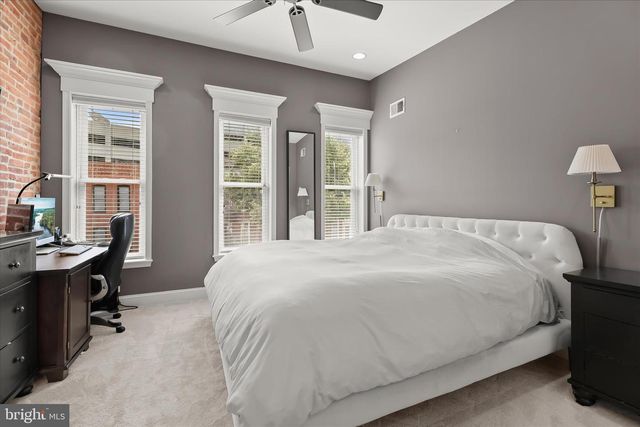1824 S CHARLES ST, Baltimore, MD 21230