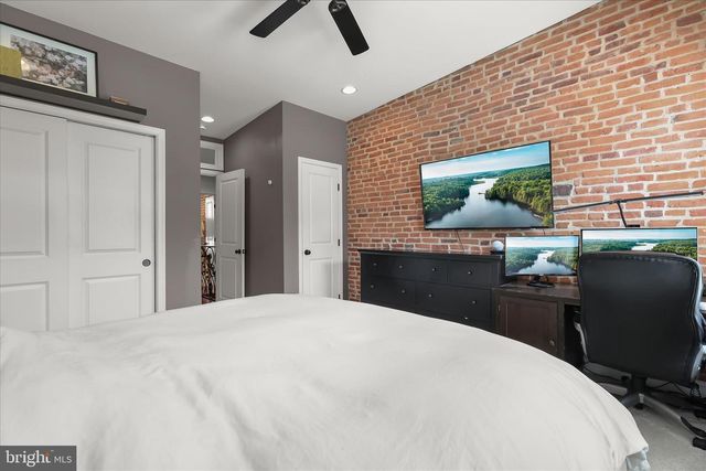 1824 S CHARLES ST, Baltimore, MD 21230