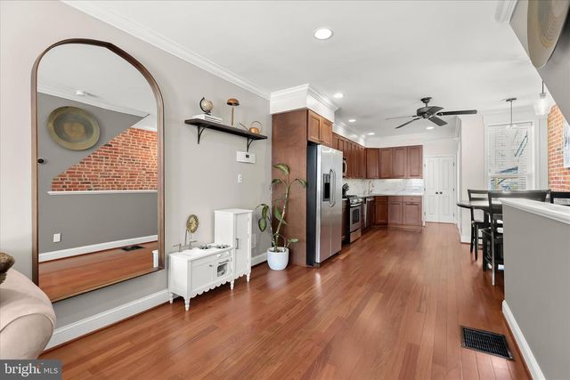 1824 S CHARLES ST, Baltimore, MD 21230