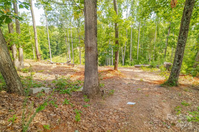345 Squirrel Lane, Clover, SC 29710