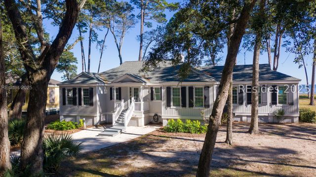 100 Ave of Oaks, Daufuskie Island, SC 29915