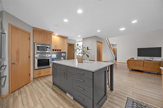 482 Butternut, Iowa City, IA 52246