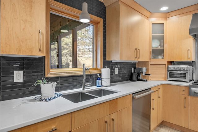 482 Butternut, Iowa City, IA 52246