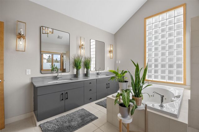 482 Butternut, Iowa City, IA 52246
