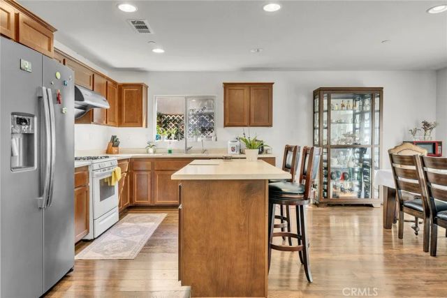 16817 Morning Dew Lane, Fontana, CA 92336