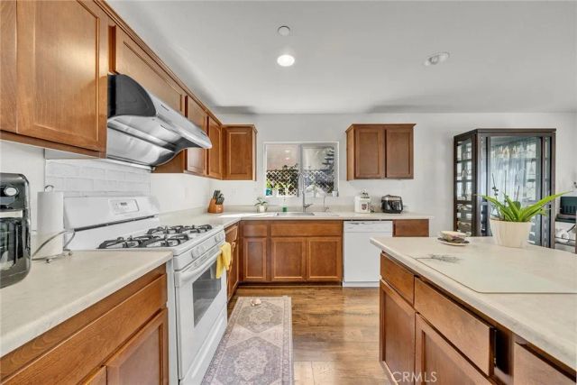 16817 Morning Dew Lane, Fontana, CA 92336