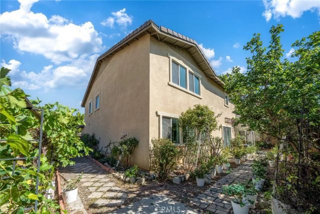 16817 Morning Dew Lane, Fontana, CA 92336
