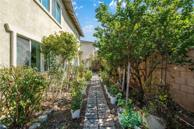 16817 Morning Dew Lane, Fontana, CA 92336