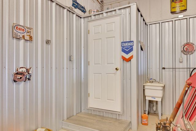 16410 N Western Ave, Gardendale, TX 79758