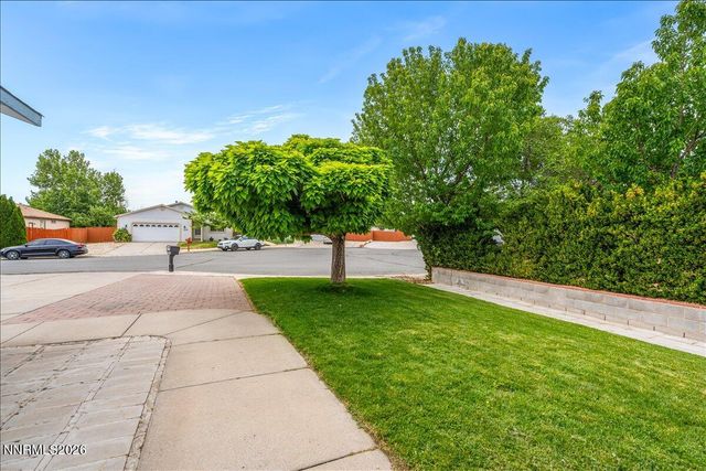 6375 W Ottawa Court, Sun Valley, NV 89433