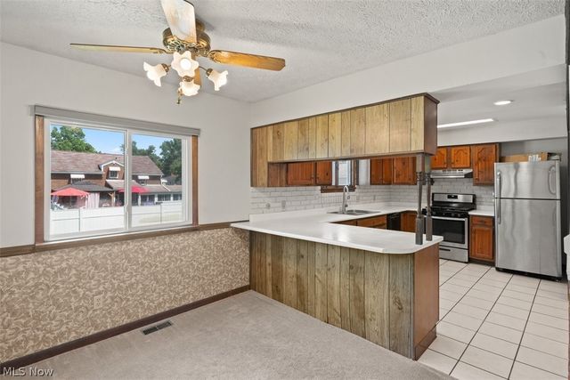 2323 13th Street, Cuyahoga Falls, OH 44223