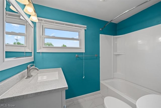 2323 13th Street, Cuyahoga Falls, OH 44223