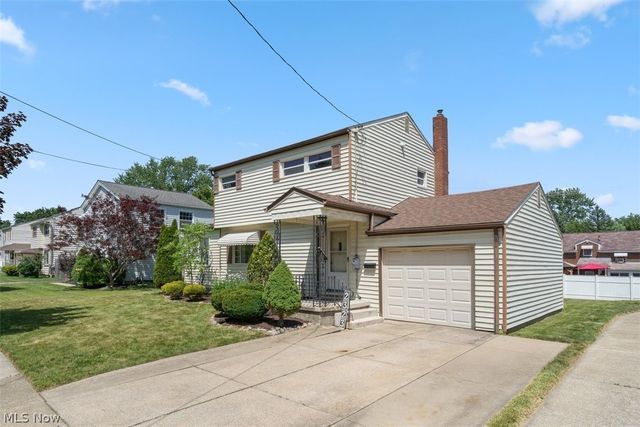 2323 13th Street, Cuyahoga Falls, OH 44223