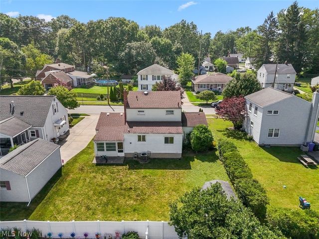 2323 13th Street, Cuyahoga Falls, OH 44223