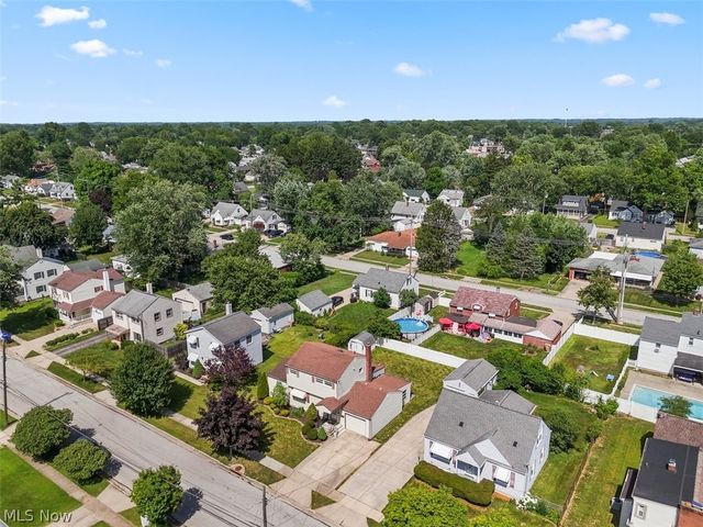 2323 13th Street, Cuyahoga Falls, OH 44223