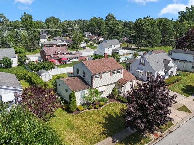 2323 13th Street, Cuyahoga Falls, OH 44223