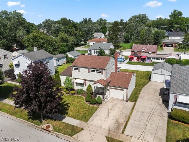 2323 13th Street, Cuyahoga Falls, OH 44223