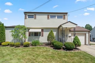 2323 13th Street, Cuyahoga Falls, OH 44223