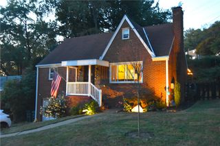 3209 Eisenhower Dr, White Oak, PA 15131