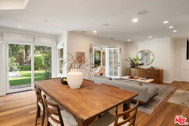 642 Warner Avenue, Los Angeles, CA 90024