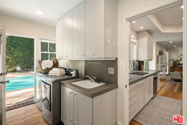 642 Warner Avenue, Los Angeles, CA 90024