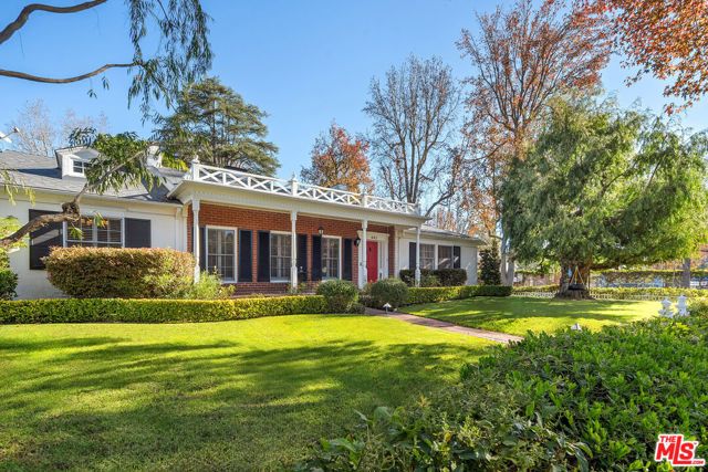 642 Warner Avenue, Los Angeles, CA 90024