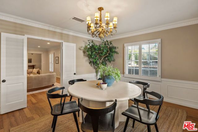 642 Warner Avenue, Los Angeles, CA 90024