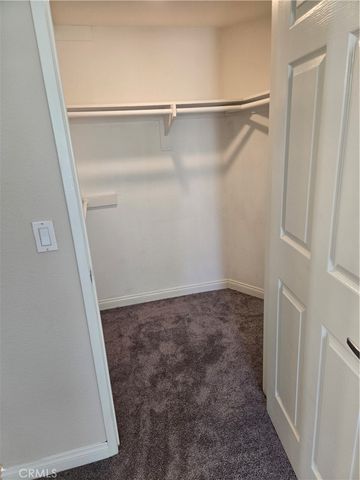 5520 Owensmouth Avenue 313, Woodland Hills, CA 91367