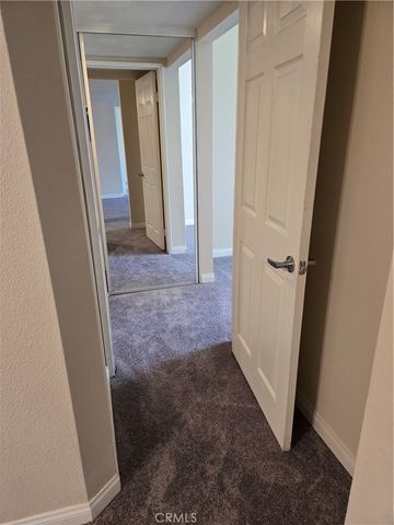 5520 Owensmouth Avenue 313, Woodland Hills, CA 91367