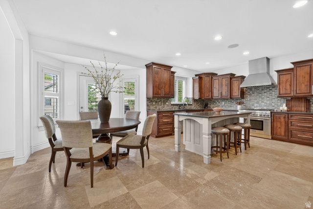 8230 DEER RUN WAY, South Weber, UT 84405