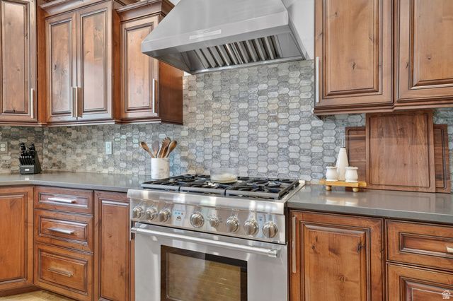 8230 DEER RUN WAY, South Weber, UT 84405