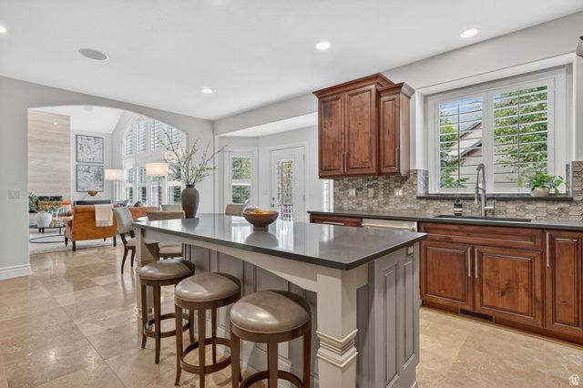 8230 DEER RUN WAY, South Weber, UT 84405