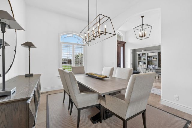 8230 DEER RUN WAY, South Weber, UT 84405