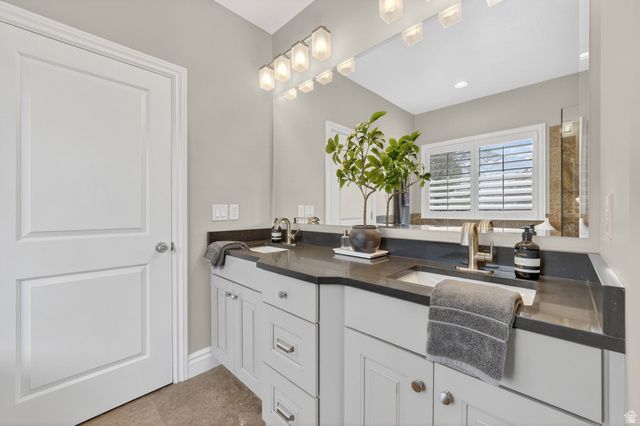 8230 DEER RUN WAY, South Weber, UT 84405