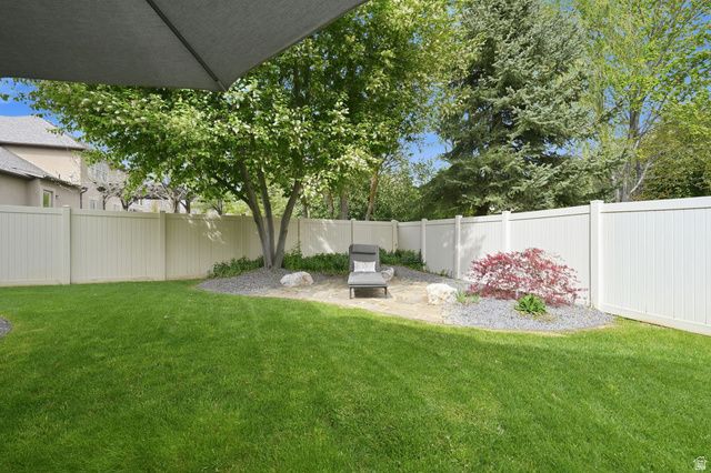 8230 DEER RUN WAY, South Weber, UT 84405