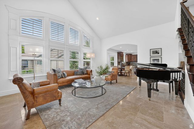 8230 DEER RUN WAY, South Weber, UT 84405