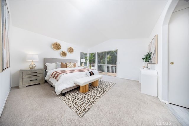 2112 Mammoth, Corona, CA 92879